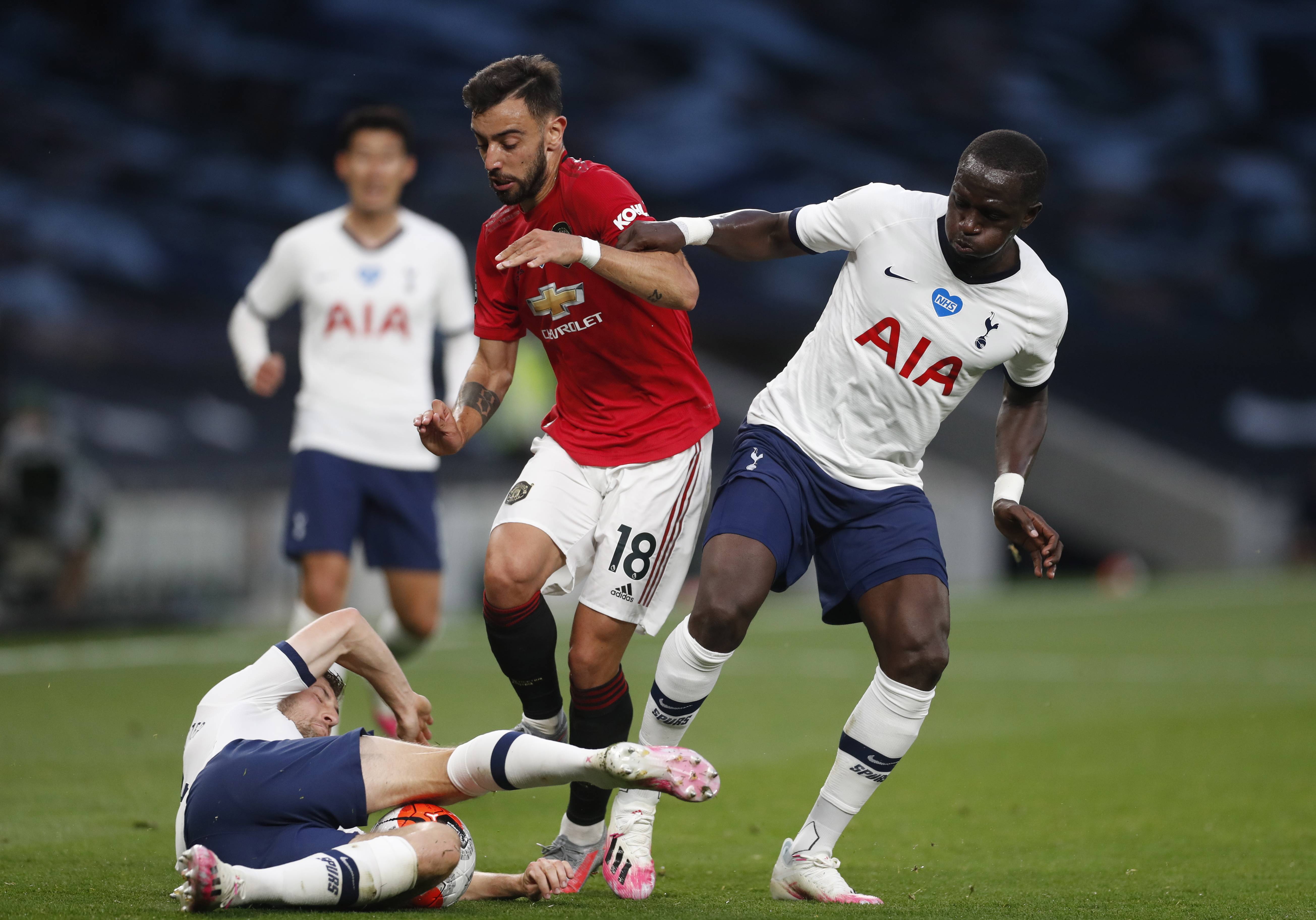 而库里正是 而库里正是