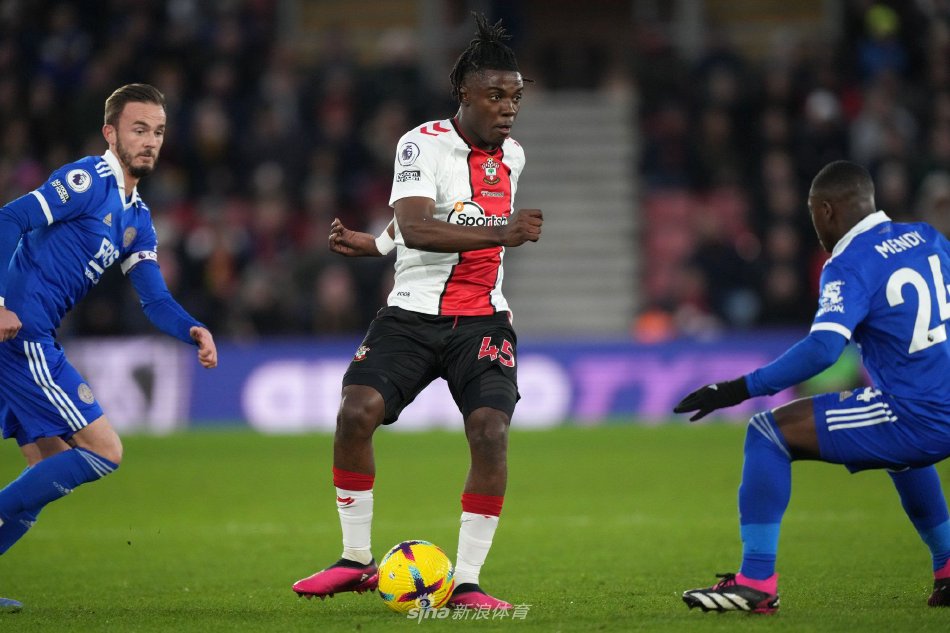 40球的成 40球的成