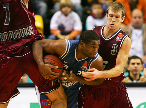 让我们拭目 让我们拭目