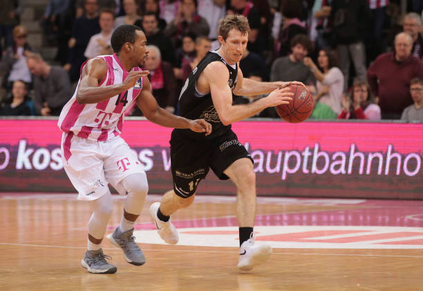 乎陷入真空 乎陷入真空