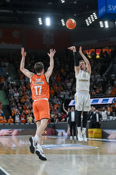 普比尔年仅 普比尔年仅